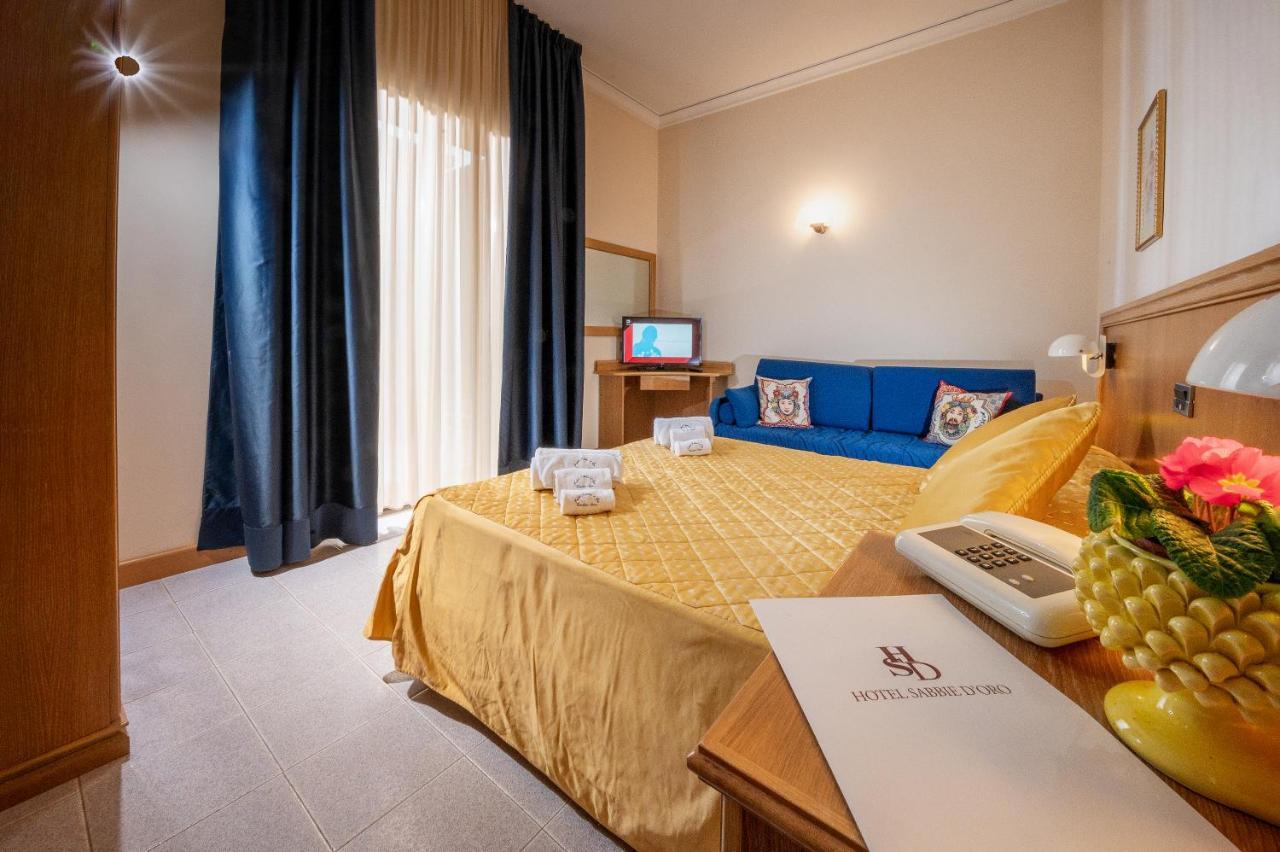 גיארדיני נאקסוס Hotel Sabbie D'Oro מראה חיצוני תמונה