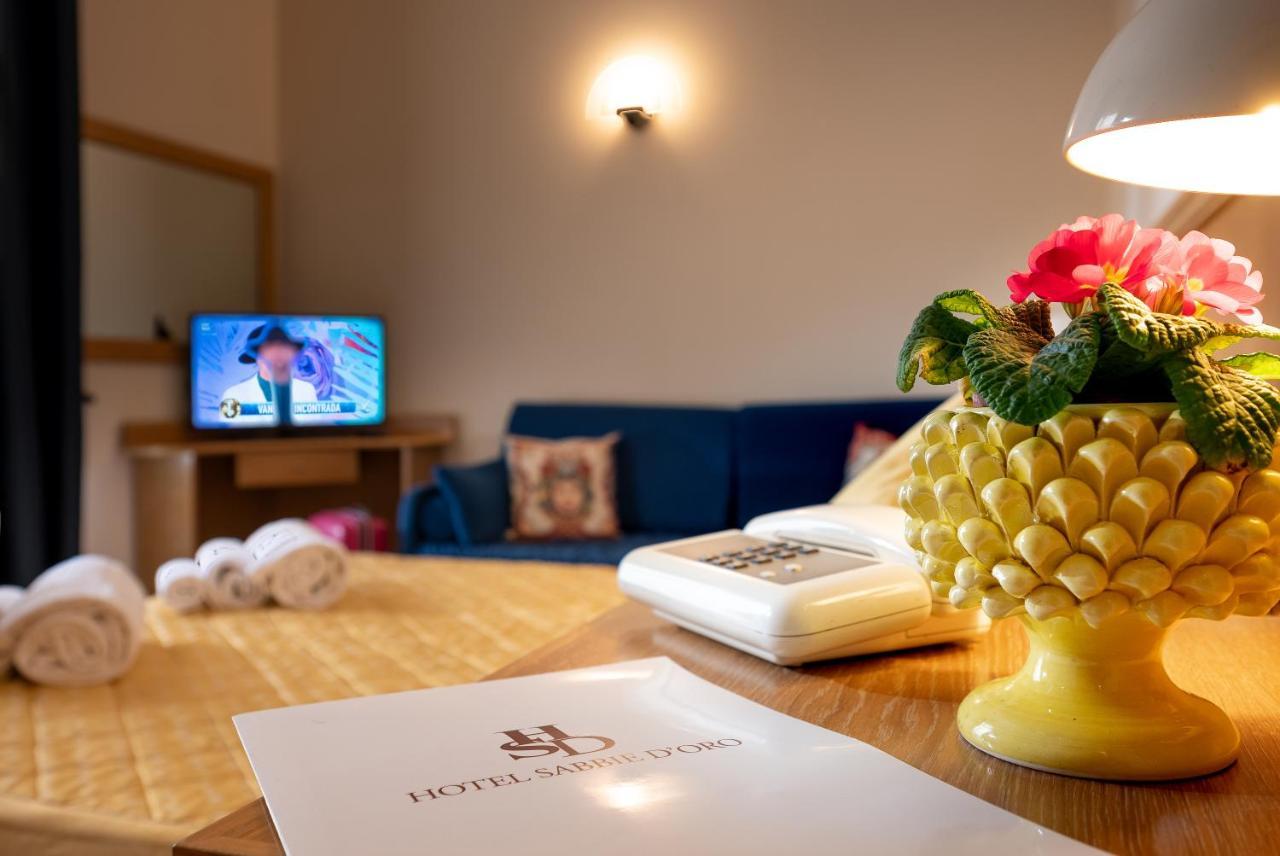 גיארדיני נאקסוס Hotel Sabbie D'Oro מראה חיצוני תמונה