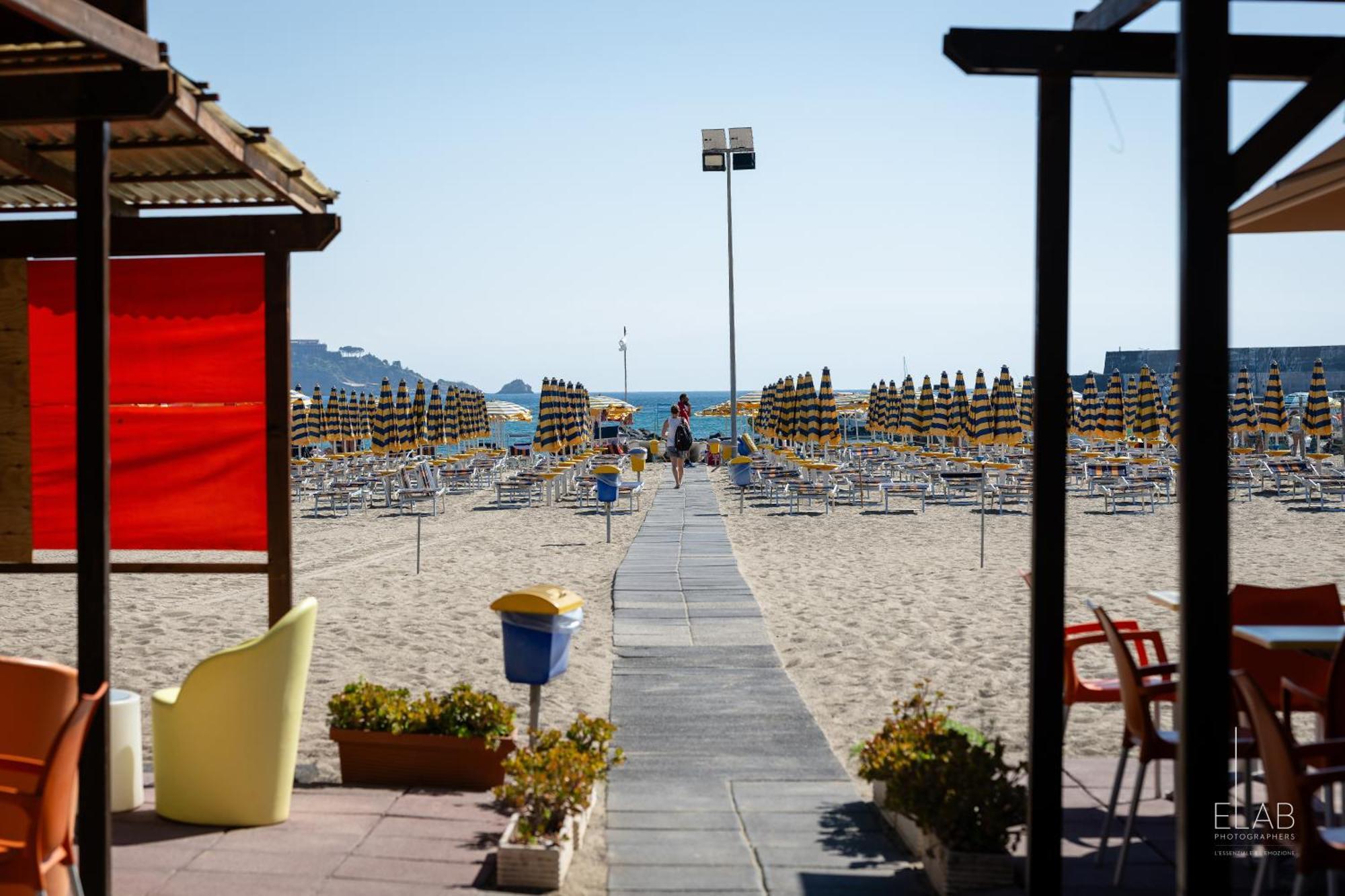 גיארדיני נאקסוס Hotel Sabbie D'Oro מראה חיצוני תמונה