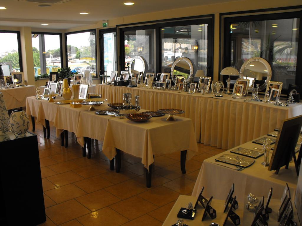 גיארדיני נאקסוס Hotel Sabbie D'Oro מראה חיצוני תמונה
