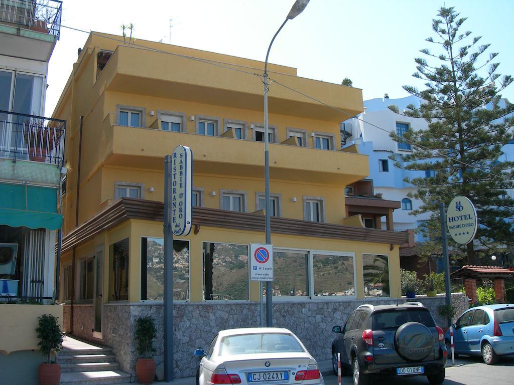 גיארדיני נאקסוס Hotel Sabbie D'Oro מראה חיצוני תמונה